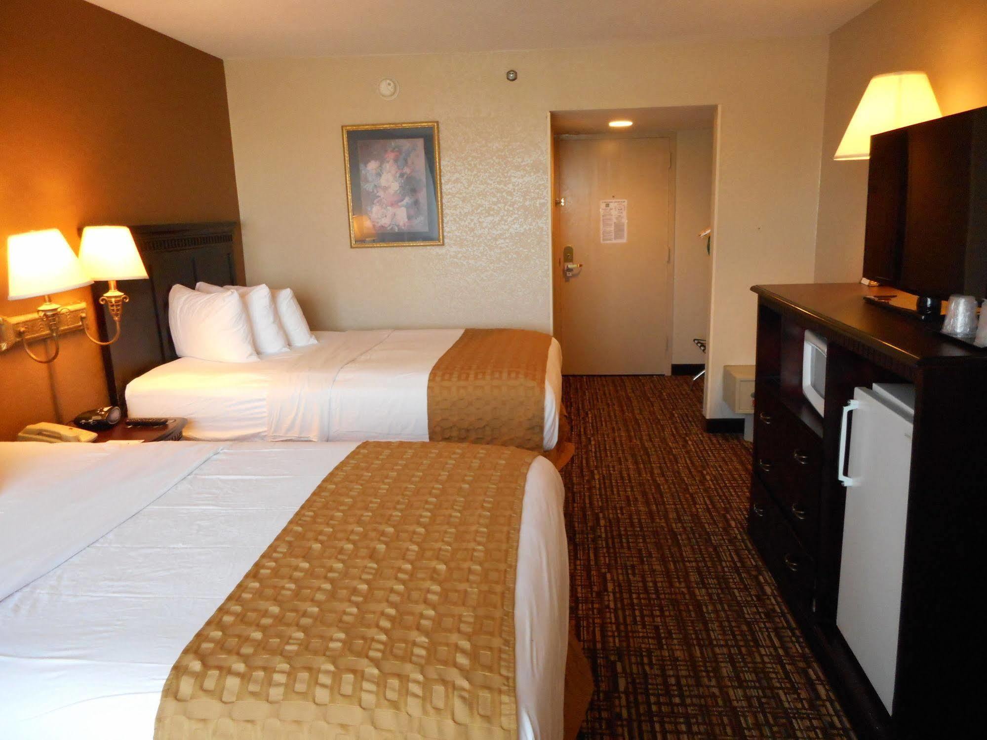 Quality Inn Near Hampton Coliseum Exterior foto